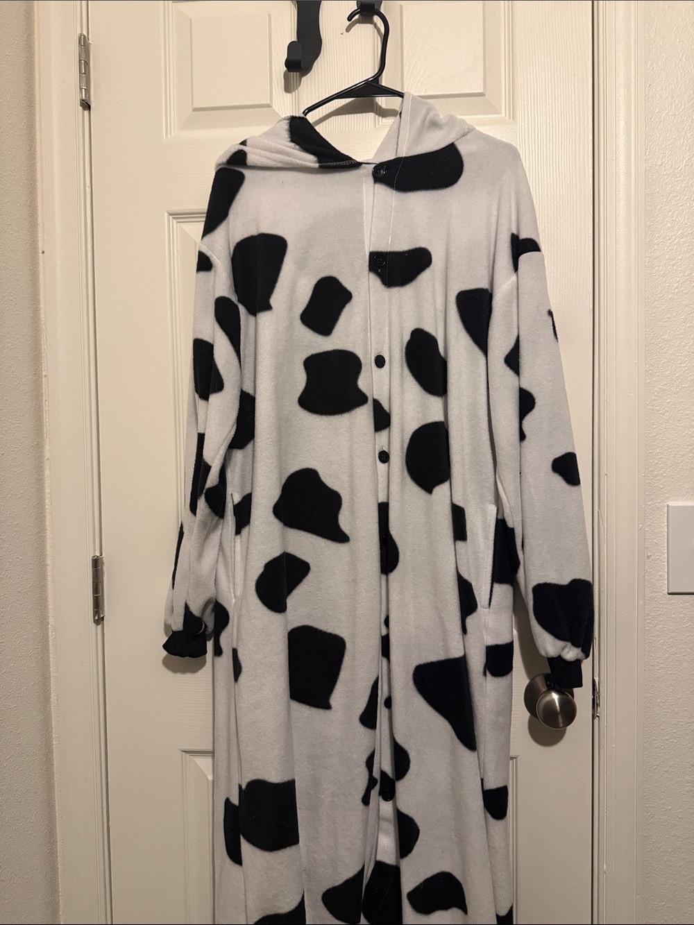 UNISEX Cow Print Hooded Fleece Pajamas / KIGURUMI - Black & White